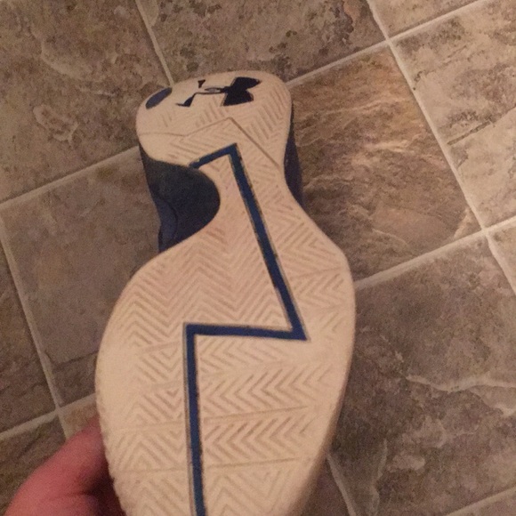 I dont fit them anymore I wear size 10 now - Picture 4 of 5